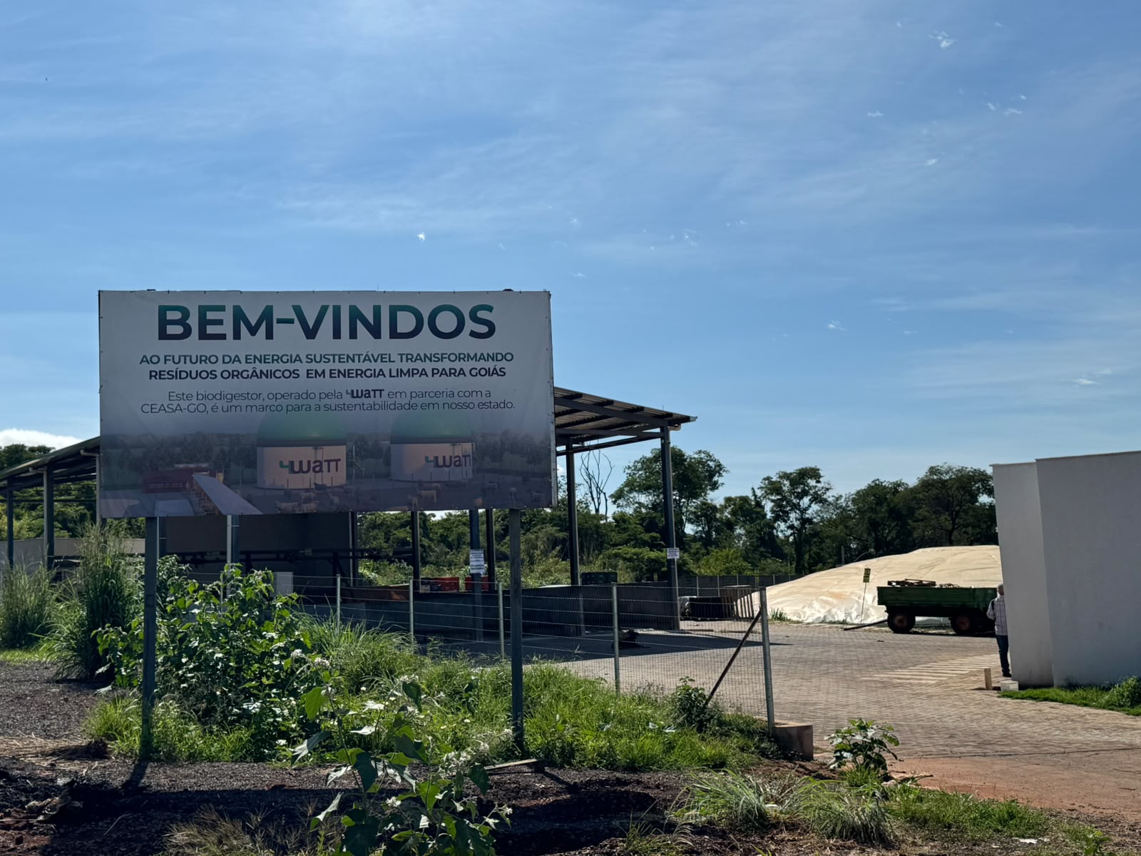 Entrada da usina de biogás do CEASA Goiás